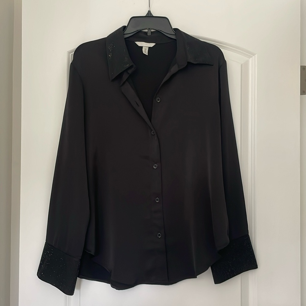 H&M beaded color black top size large